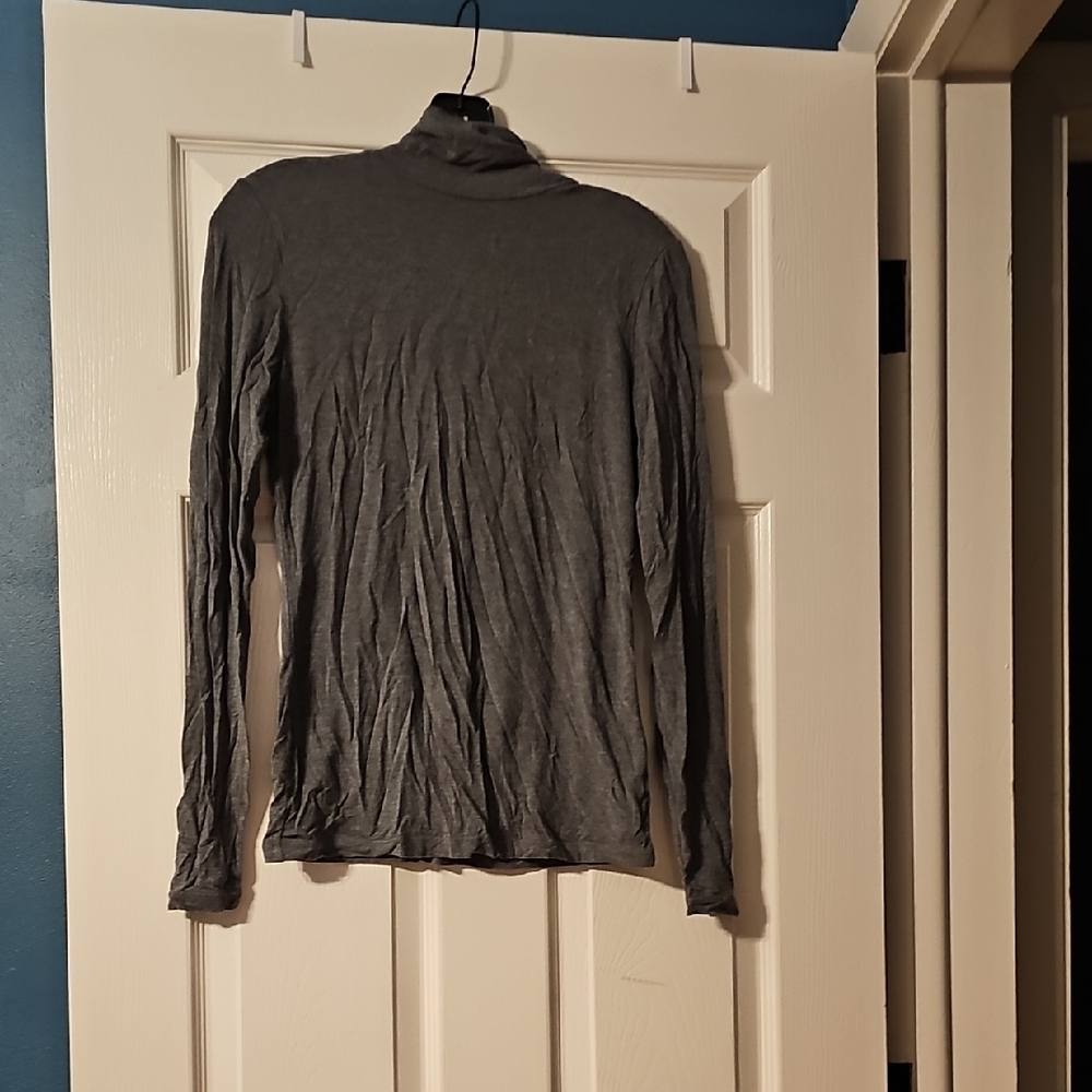 Gray Long Sleeve Turtleneck Top